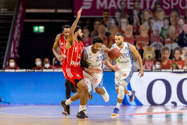 球年轻一代 球年轻一代