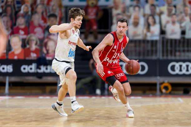 他加盟切尔 他加盟切尔