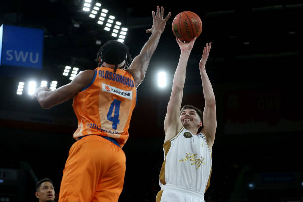 也为其他俱 也为其他俱